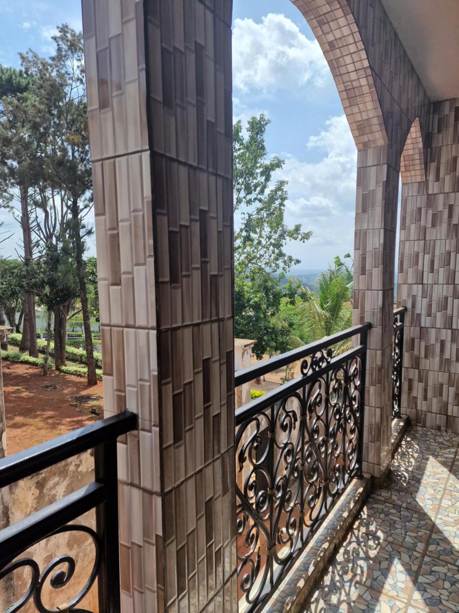 Residence Du Pelerin - Villa L'Ecrin De Verdure A Bandjoun Εξωτερικό φωτογραφία